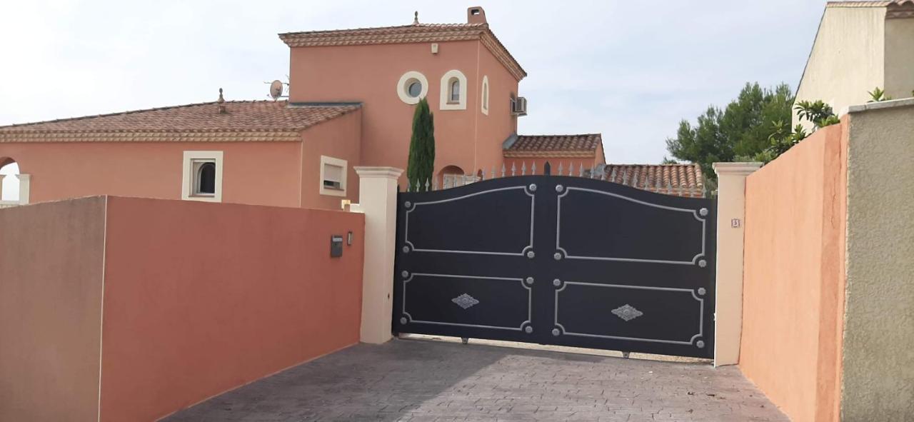 Les Collines D'Ugernum Beaucaire (Gard) Exterior foto