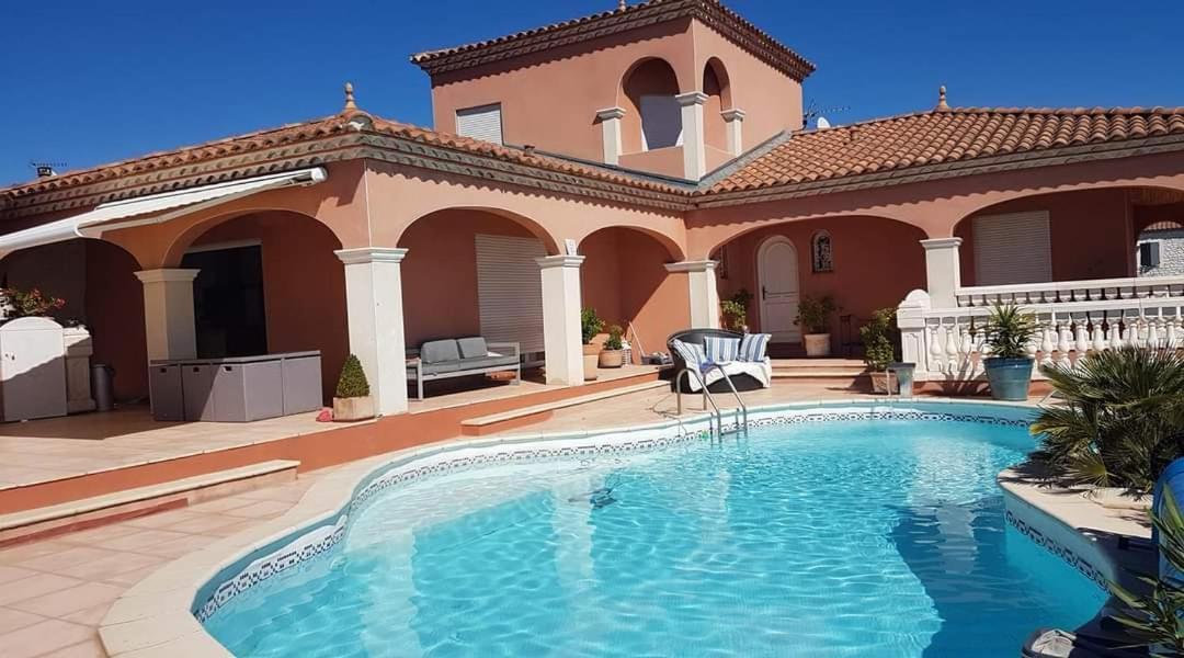 Les Collines D'Ugernum Beaucaire (Gard) Exterior foto